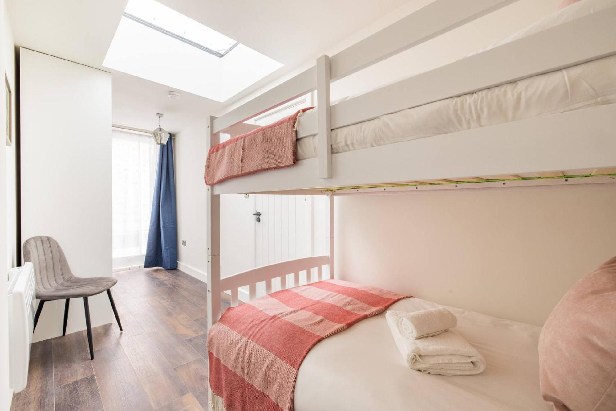 Wild Roses Serviced Apartments - Chelsea Londra Dış mekan fotoğraf