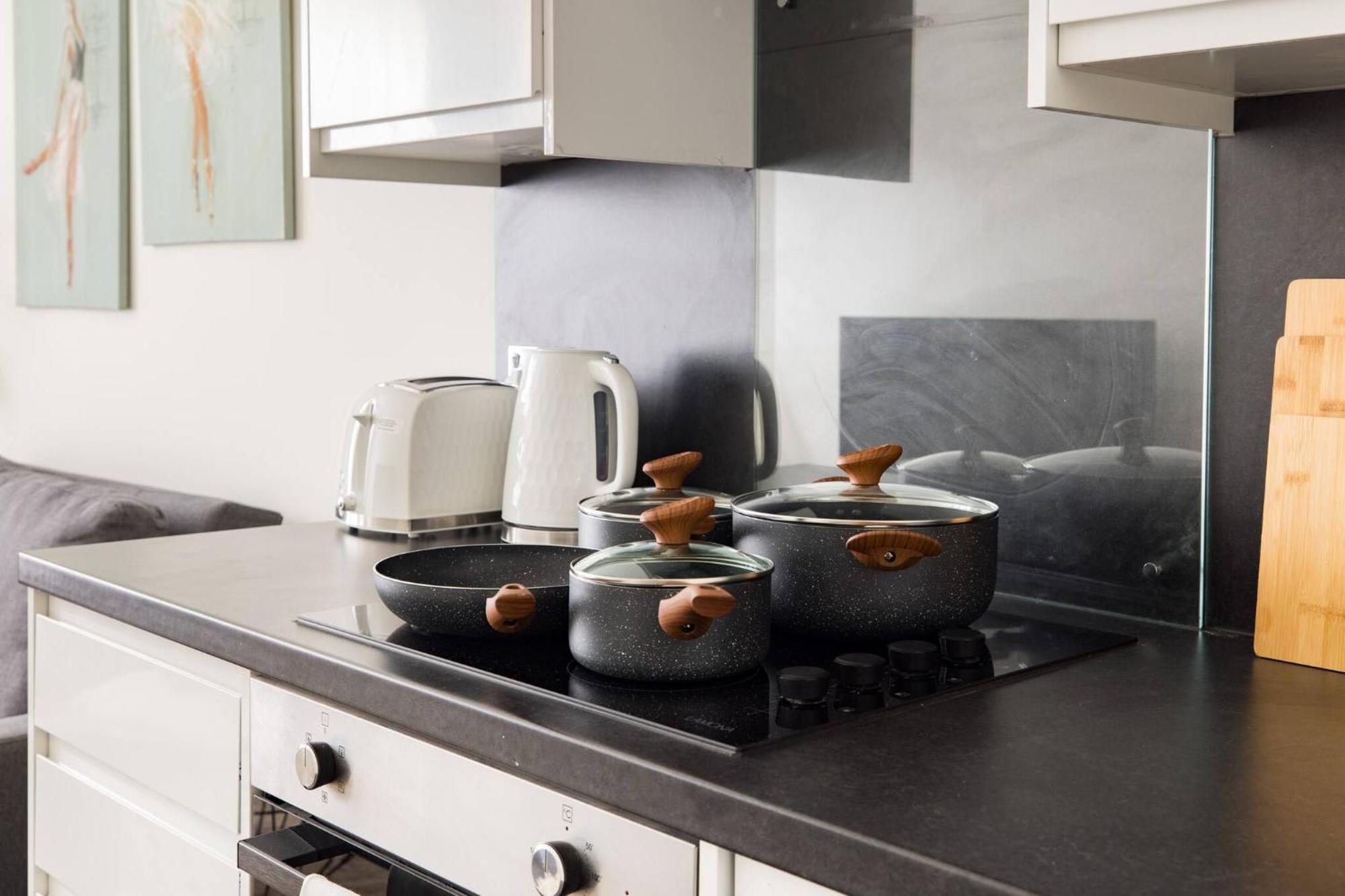 Wild Roses Serviced Apartments - Chelsea Londra Dış mekan fotoğraf
